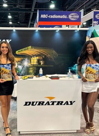 blink-convention-models-at-minexpo