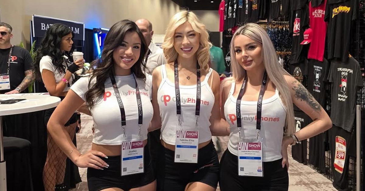 summer trade show models las vegas